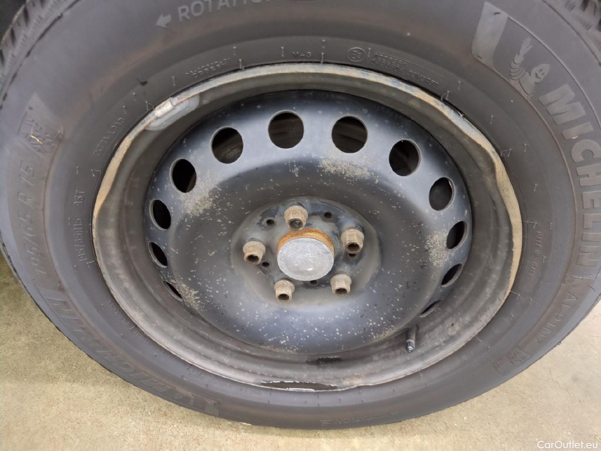  Renault  Kangoo RENAULT  Express / 2013 / 4P / Fourgonnette Gd Volume ExtraRLink - Blue dCi 95 #35