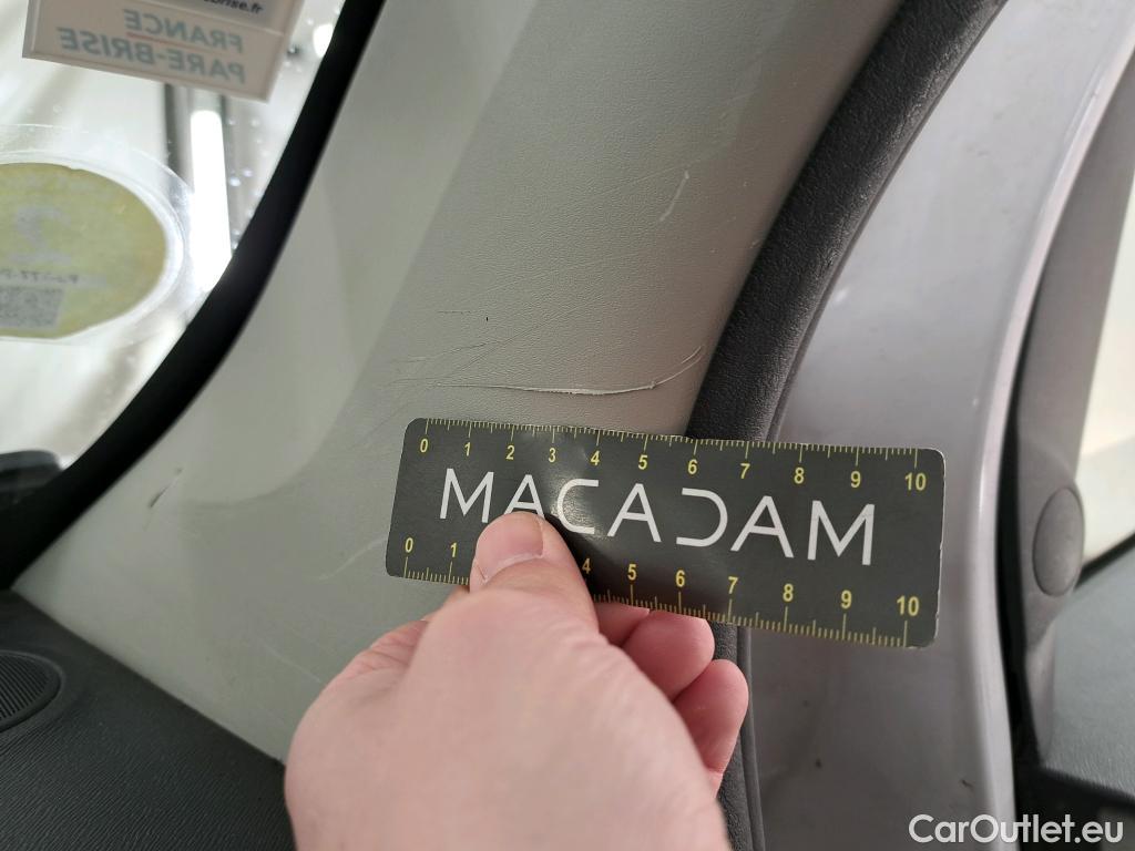  Renault  Kangoo  Express Compact Extra (Série Spéciale) 1.5 dCi 75CV BVM5 E6 #34