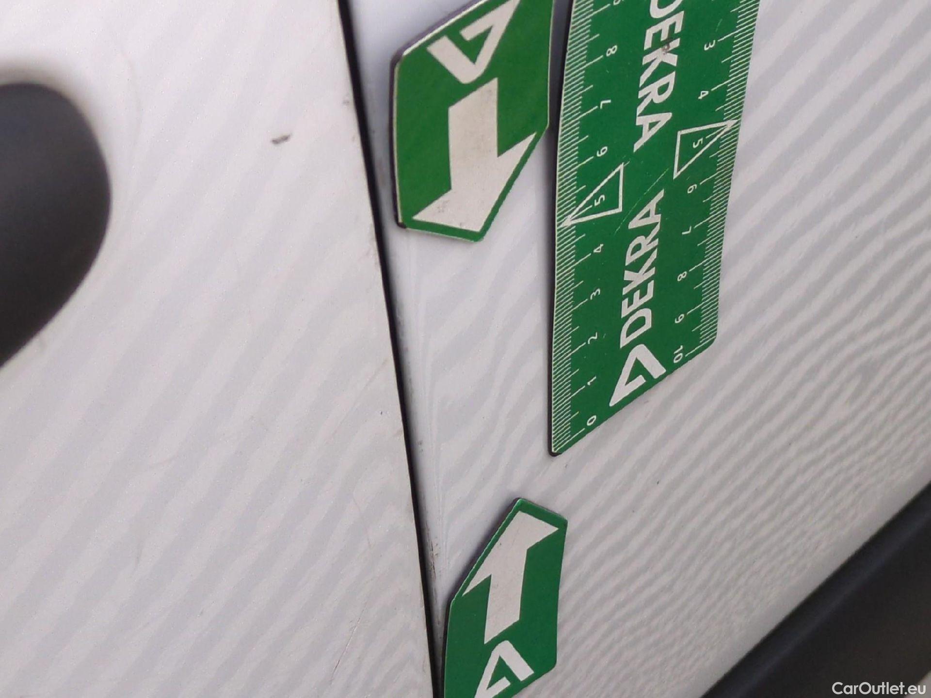  Renault  Kangoo RENAULT  Express / 2013 / 4P / Fourgonnette Gd Volume ExtraRLink - Blue dCi 95 #53