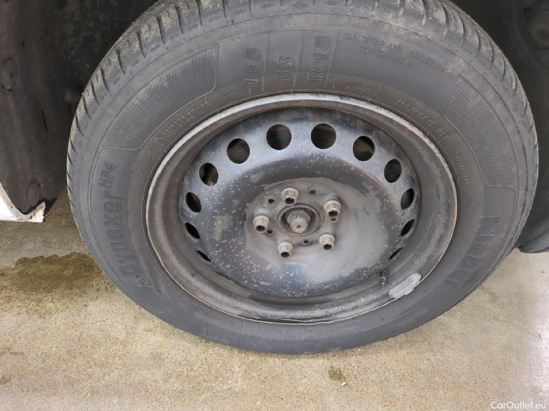  Renault  Kangoo RENAULT  Express / 2013 / 4P / Fourgonnette Gd Volume ExtraRLink - Blue dCi 95 #23