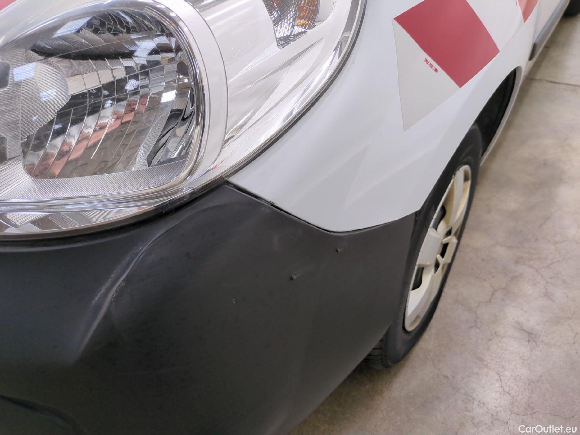  Renault  Kangoo RENAULT  Express / 2013 / 4P / Fourgonnette Gd Volume ExtraRLink - Blue dCi 95 #64