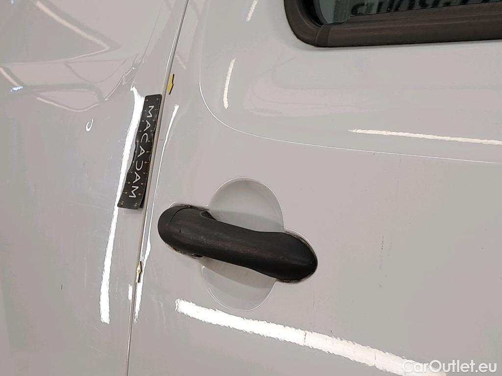  Renault  Kangoo  Express Compact Extra (Série Spéciale) 1.5 dCi 75CV BVM5 E6 #22