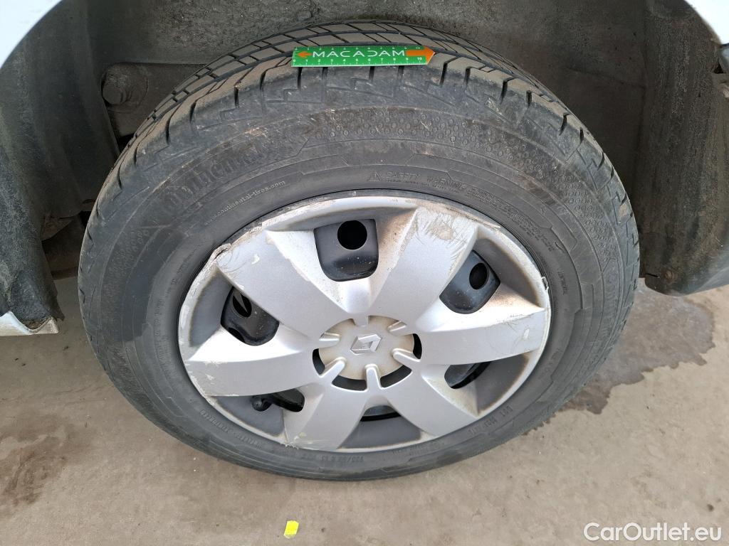  Renault  Kangoo  II Express Maxi Extra (Série Spéciale) 1.5 dCi 95CV BVM6 E6dT #76