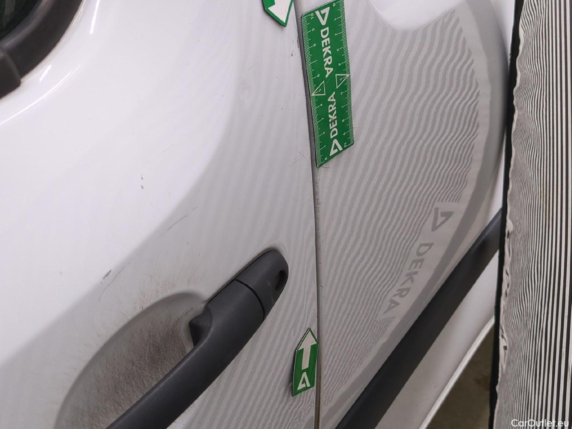  Renault  Kangoo RENAULT  Express / 2013 / 4P / Fourgonnette Gd Volume ExtraRLink - Blue dCi 95 #68