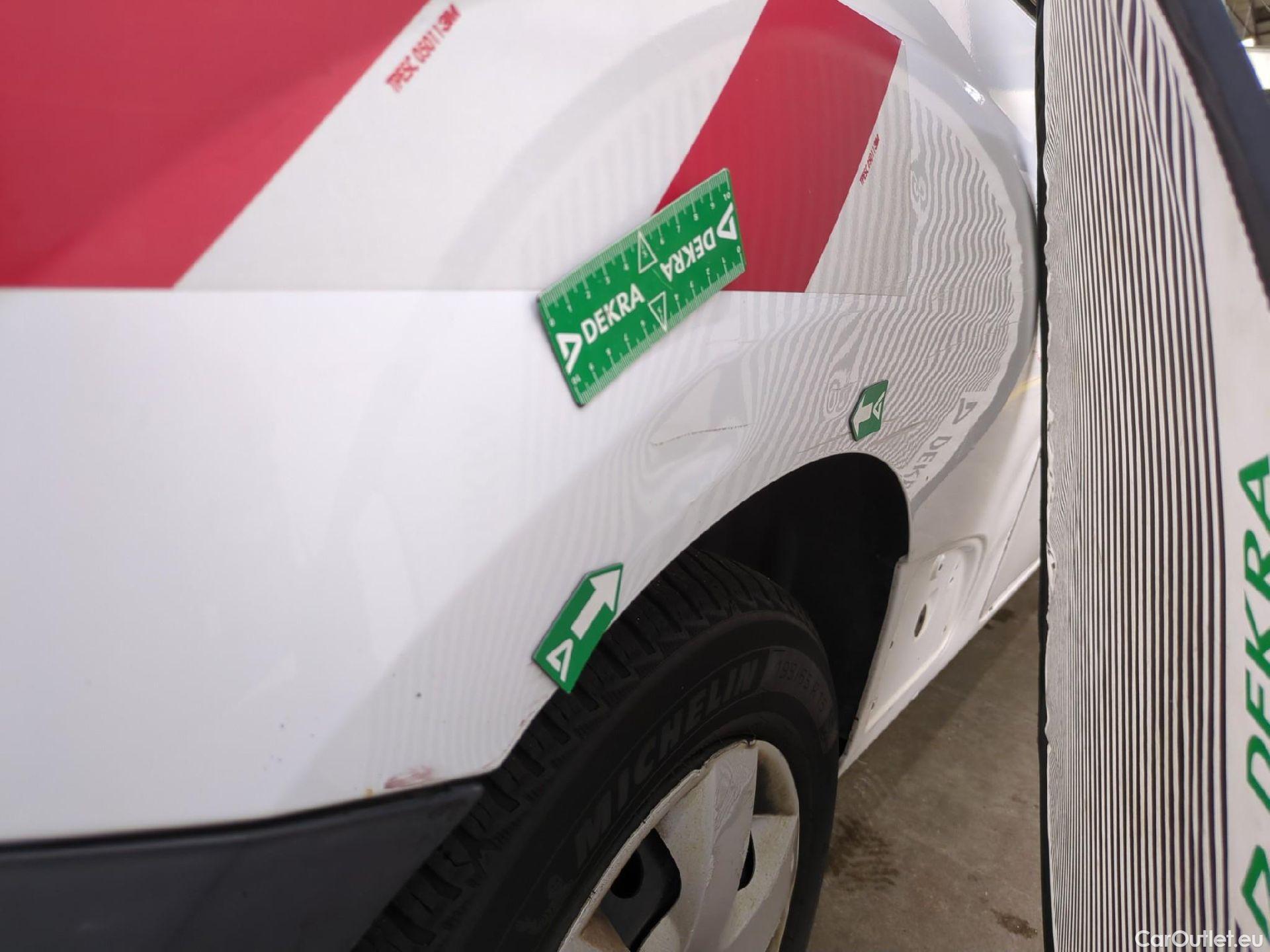  Renault  Kangoo RENAULT  Express / 2013 / 4P / Fourgonnette Gd Volume ExtraRLink - Blue dCi 95 #41