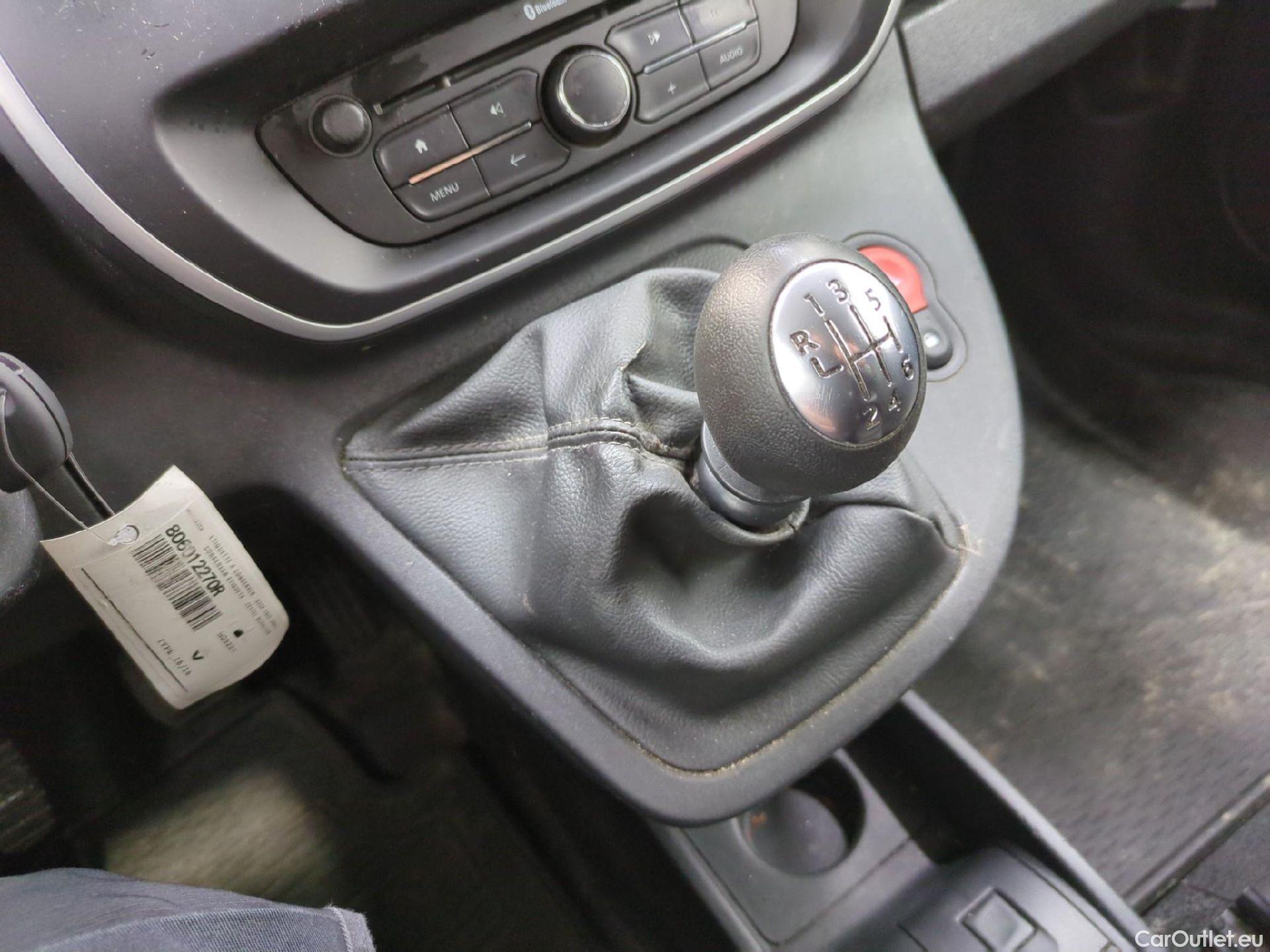  Renault  Kangoo RENAULT  Express / 2013 / 4P / Fourgonnette Gd Volume ExtraRLink - Blue dCi 95 #15