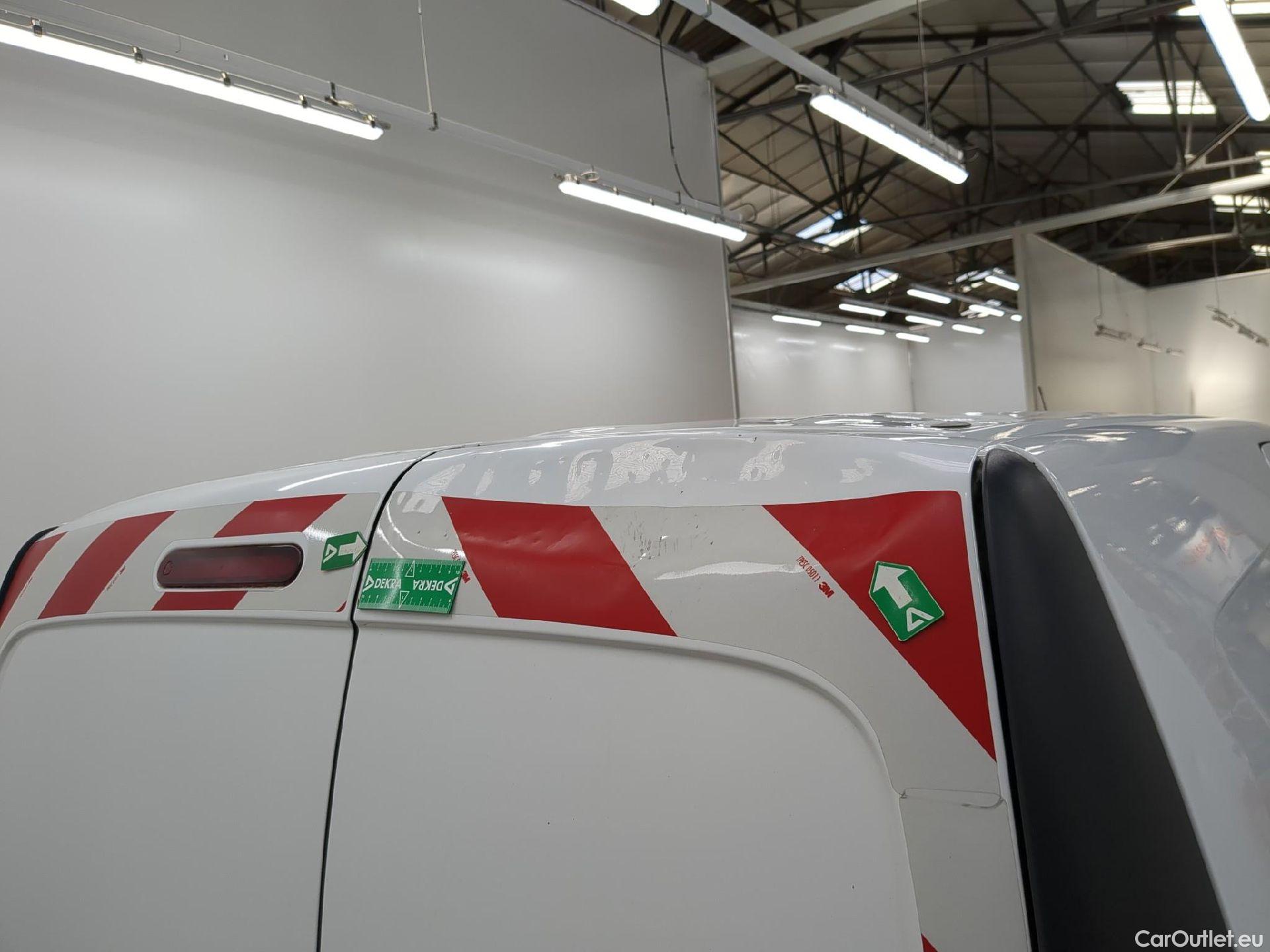  Renault  Kangoo  Express Maxi Extra (Série Spéciale) 1.5 #10