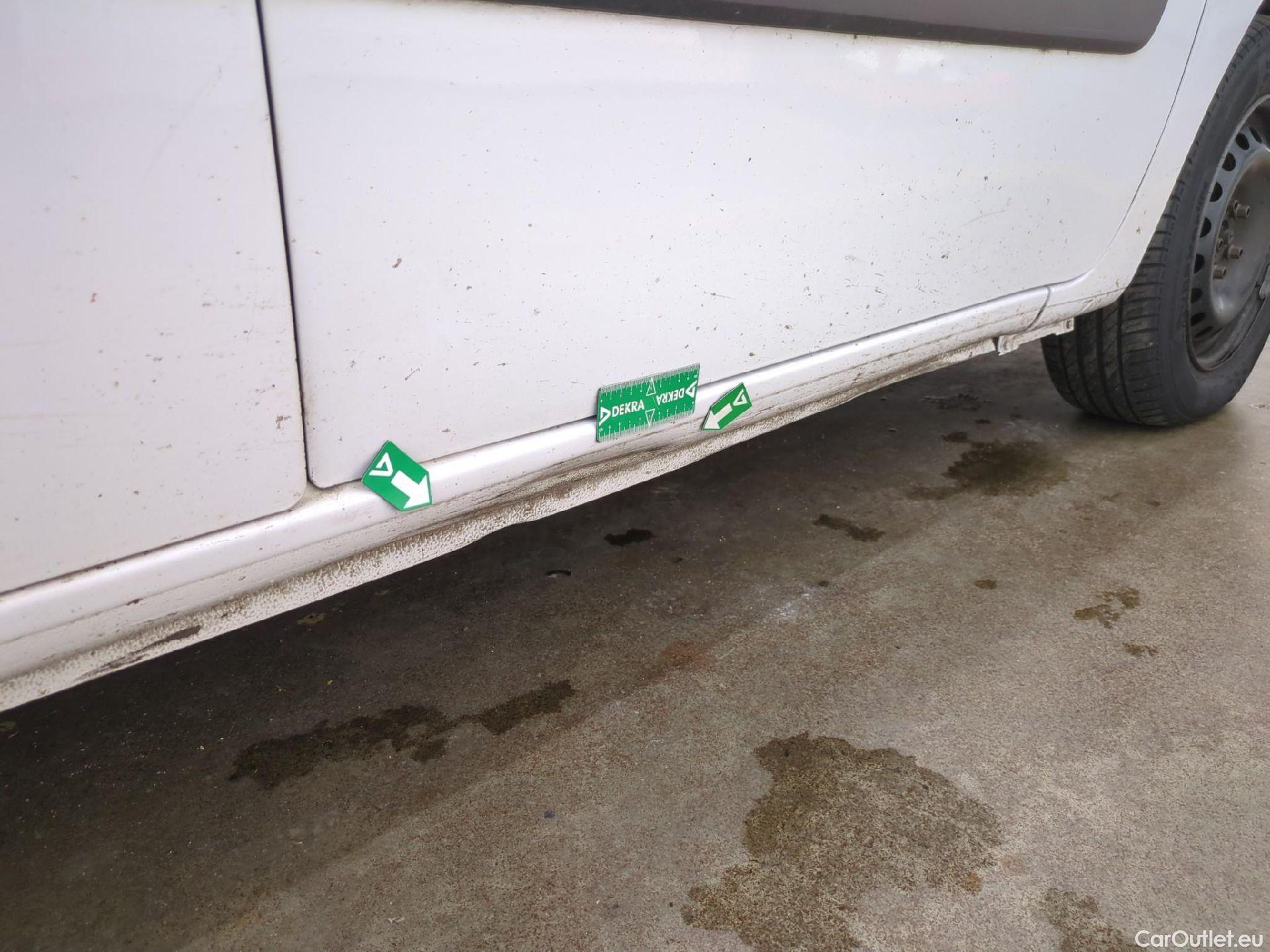  Renault  Kangoo RENAULT  Express / 2013 / 4P / Fourgonnette Gd Volume ExtraRLink - Blue dCi 95 #48