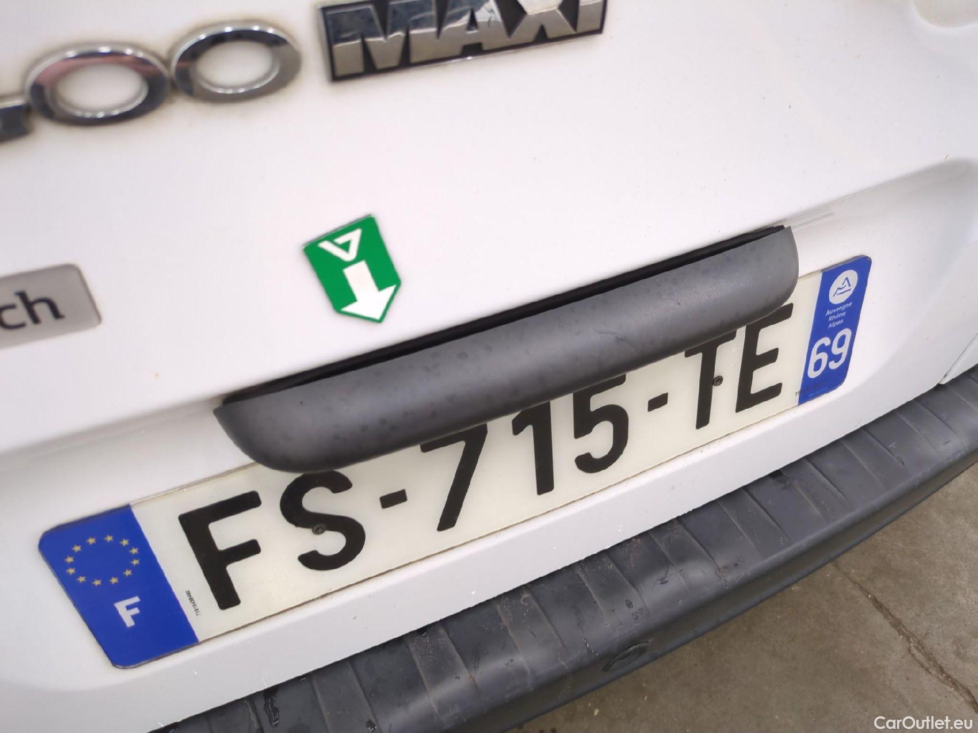  Renault  Kangoo RENAULT  Express / 2013 / 4P / Fourgonnette Gd Volume ExtraRLink - Blue dCi 95 #79