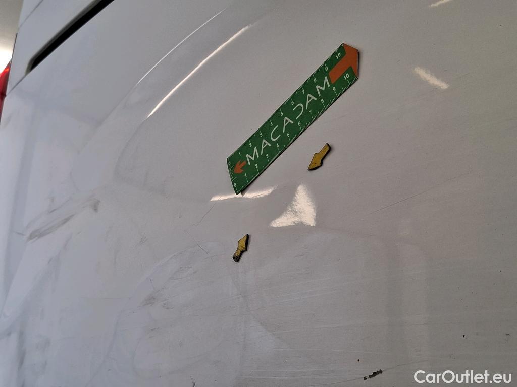  Peugeot  Expert  Fourgon Asphalt L2 2.0 HDi 120CV BVM6 E6dT #32