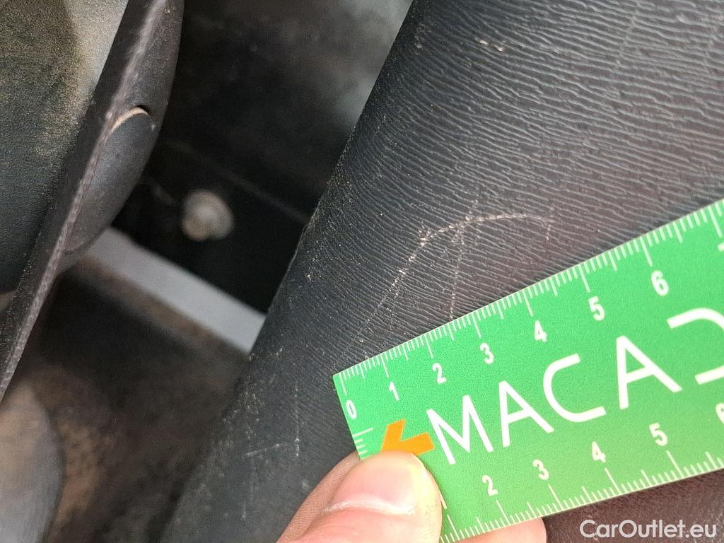  Renault  Kangoo  II Express Maxi Extra (Série Spéciale) 1.5 dCi 95CV BVM6 E6dT #60