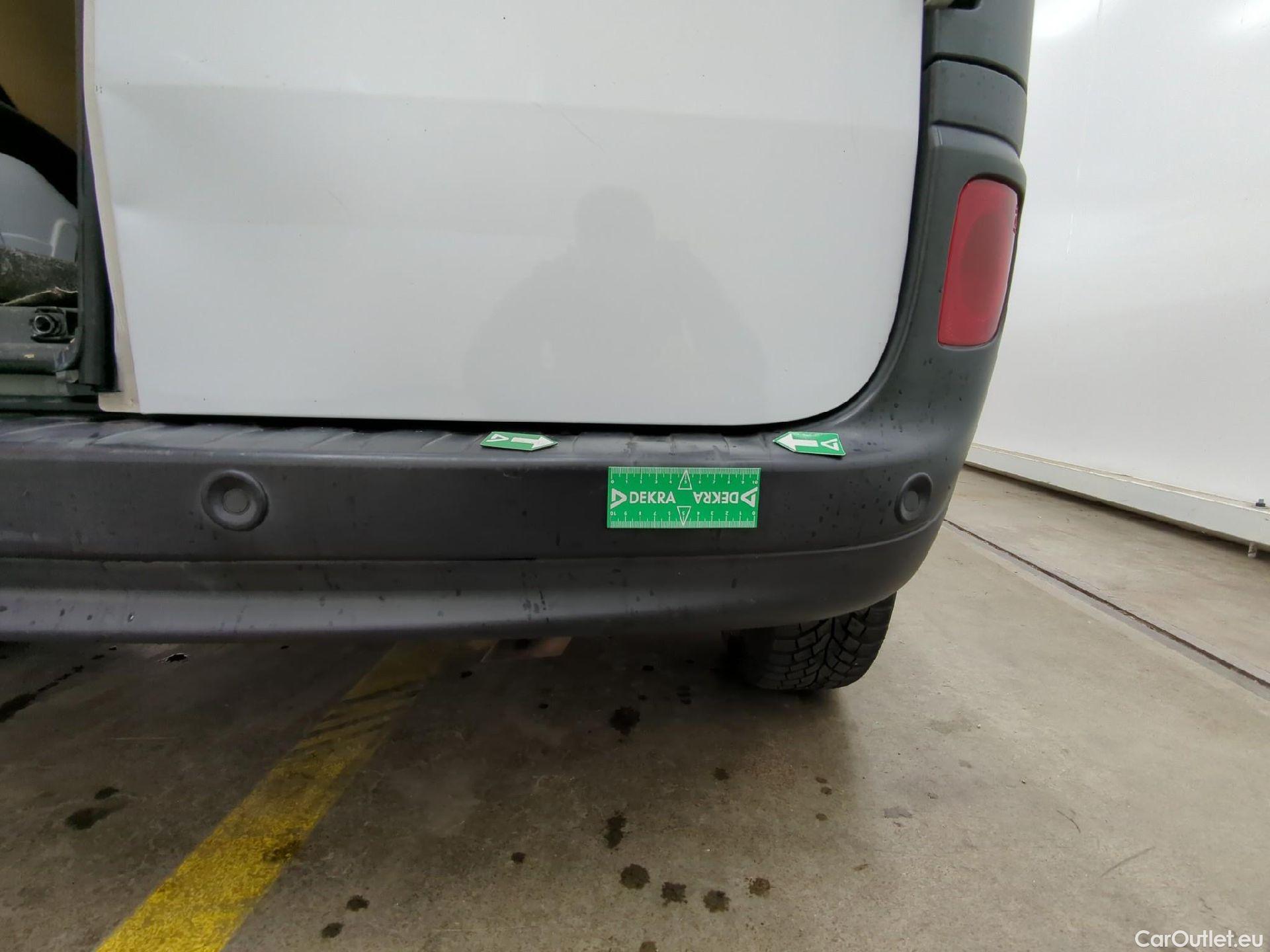  Renault  Kangoo  Express Maxi Extra (Série Spéciale) 1.5 #14