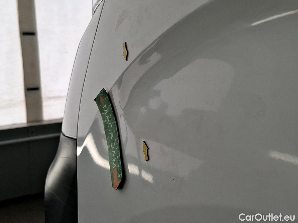  Peugeot  Expert  Fourgon Asphalt L2 2.0 HDi 120CV BVM6 E6dT #51