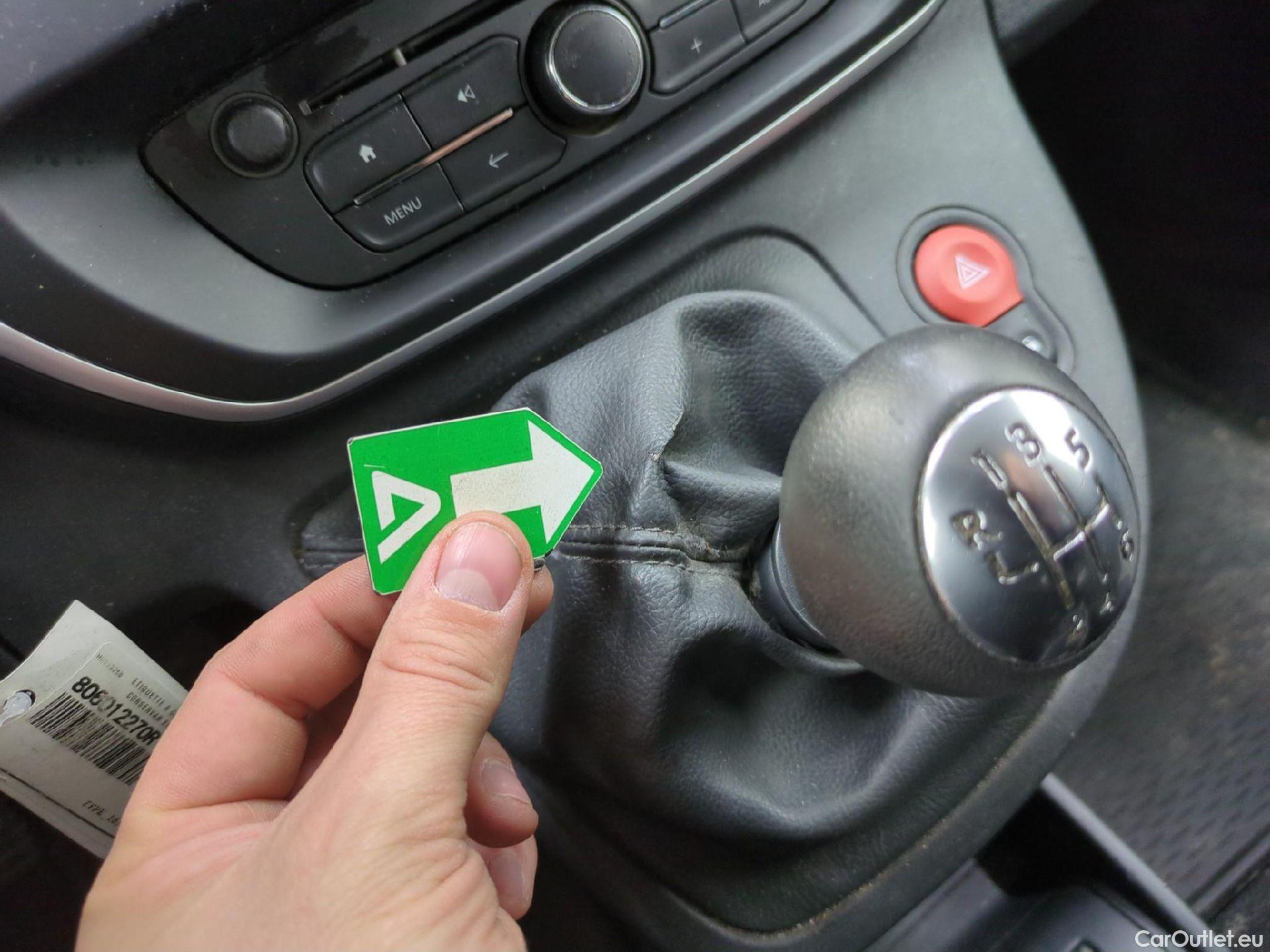  Renault  Kangoo RENAULT  Express / 2013 / 4P / Fourgonnette Gd Volume ExtraRLink - Blue dCi 95 #16