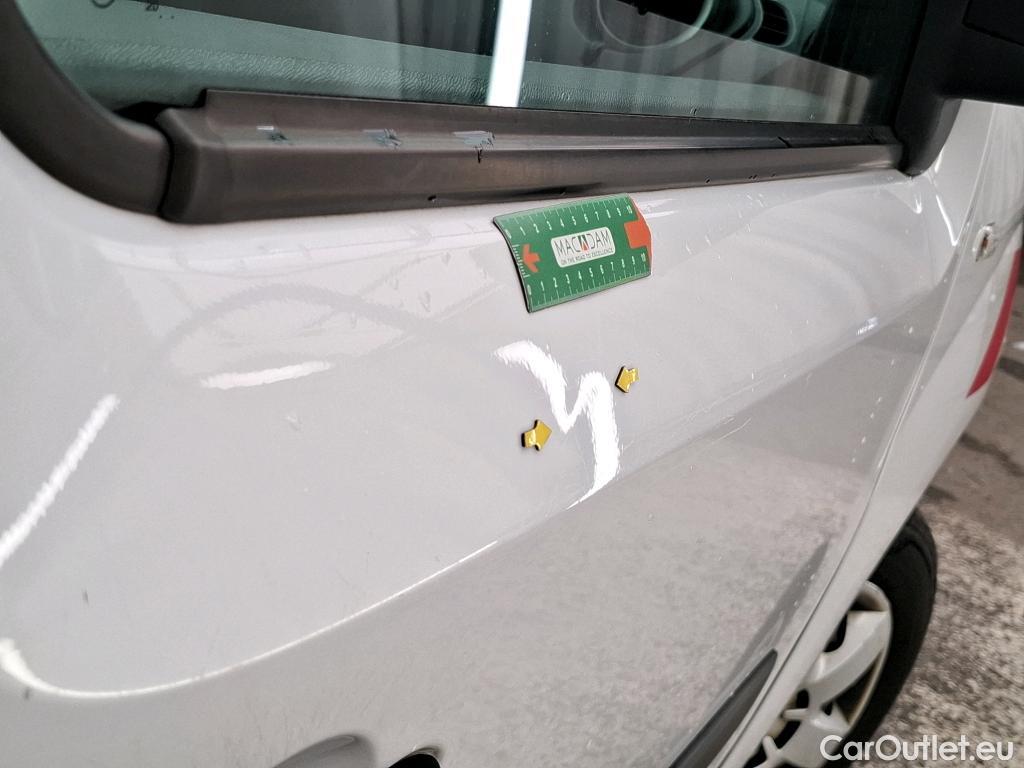  Renault  Kangoo  II Express Maxi Extra (Série Spéciale) 1.5 dCi 95CV BVM6 E6dT #52