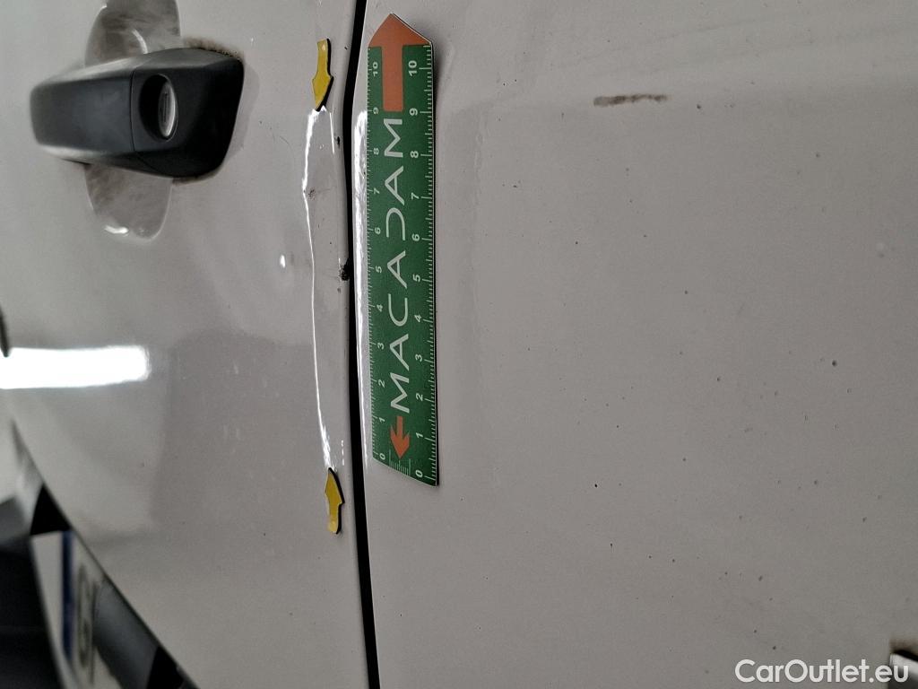  Toyota  Proace TOYOTA  City / 2019 / 4P / Fourgonnette 1.5 Medium 100 D-4D Business #26