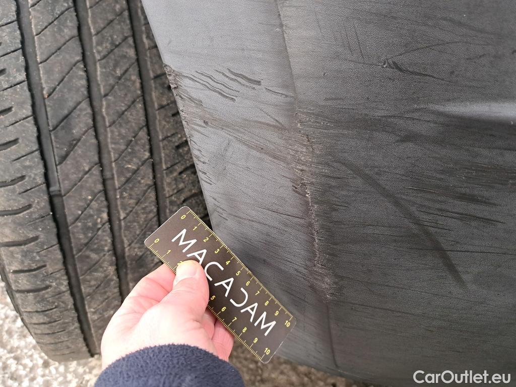  Renault  Master  III Fourgon L2H2 3 5 Grand Confort dCi 130CV BVM6 E6 #84