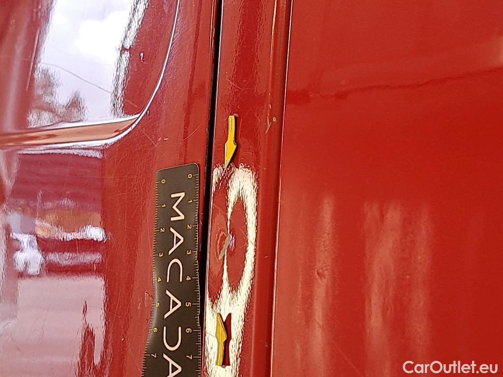  Renault  Master  III Fourgon L2H2 3 5 Grand Confort dCi 130CV BVM6 E6 #67