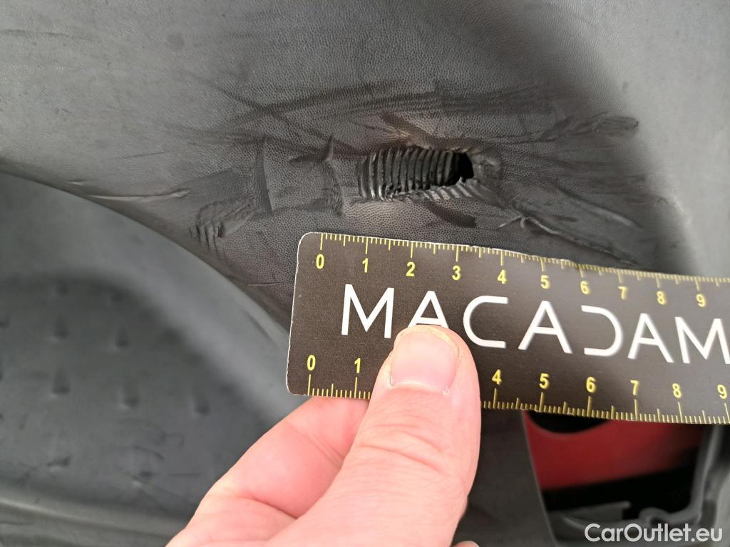  Renault  Master  III Fourgon L2H2 3 5 Grand Confort dCi 130CV BVM6 E6 #83