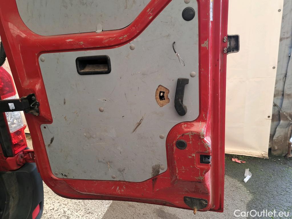  Renault  Master  III Fourgon L2H2 3 5 Grand Confort dCi 130CV BVM6 E6 #71