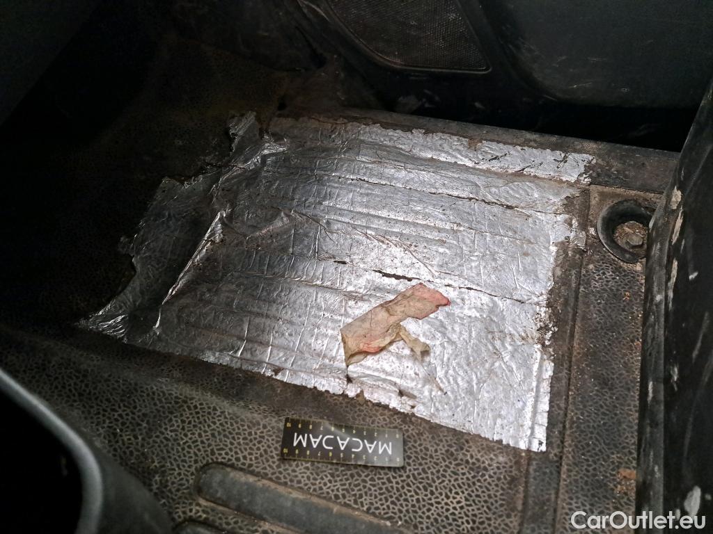  Renault  Master  III Fourgon L2H2 3 5 Grand Confort dCi 130CV BVM6 E6 #30