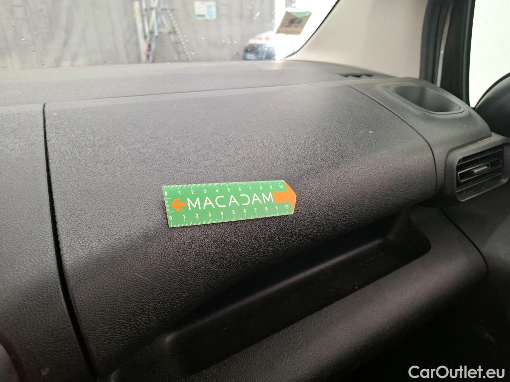  Toyota  Proace TOYOTA  City / 2019 / 4P / Fourgonnette 1.5 Medium 100 D-4D Business #87