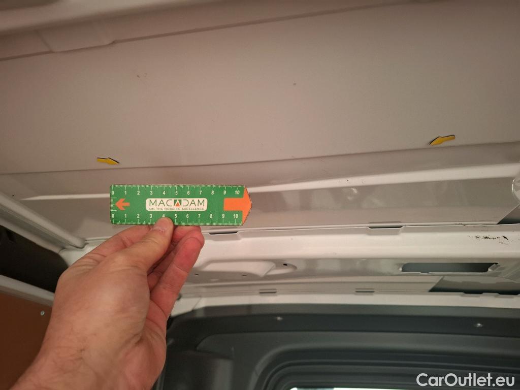  Renault  Trafic RENAULT  / 2019 / 4P / Fourgon tole NV CA GCF L2H1 1200 dCi 120 #7