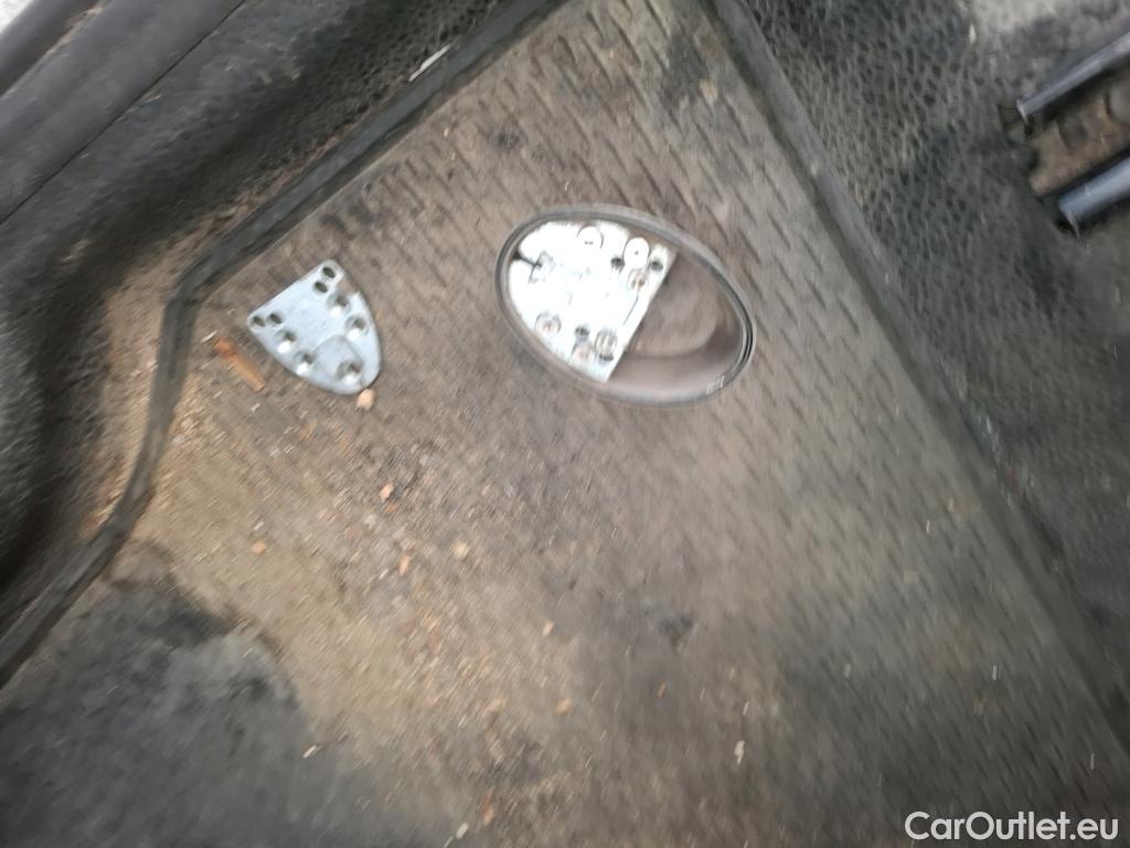  Renault  Kangoo  Express Maxi Extra (Série Spéciale) 1.5 dCi 90CV BVM5 E6 #45