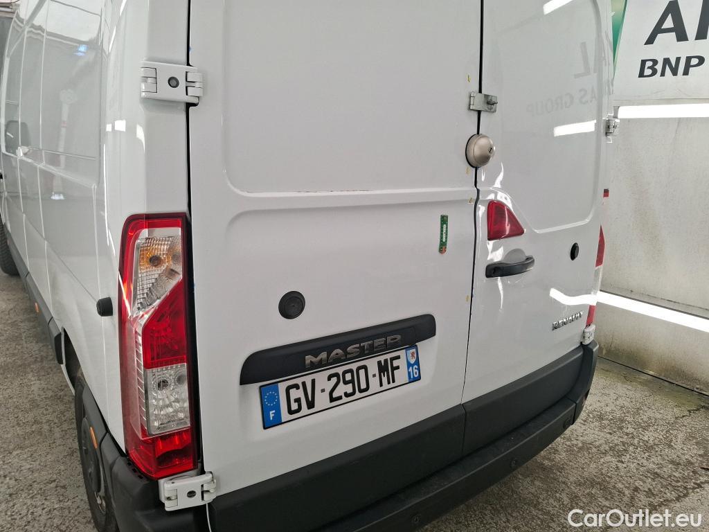  Renault  Master RENAULT  / 2019 / 4P / Fourgon tôlé FG Tr CF F3500 L3H2 Blue dCi 150BVR #18