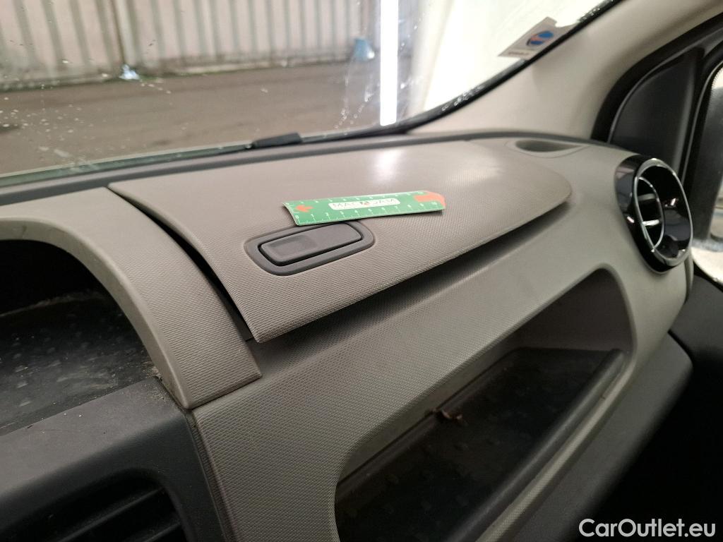  Renault  Trafic  Furgon Grand Confort L1H1 1200 1.6 dCi 125CV BVM6 E6 #57