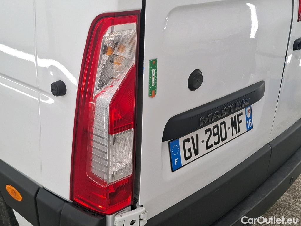  Renault  Master RENAULT  / 2019 / 4P / Fourgon tôlé FG Tr CF F3500 L3H2 Blue dCi 150BVR #23