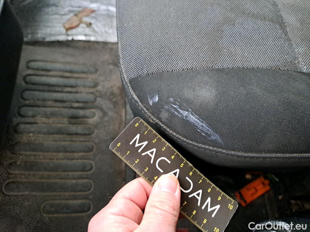  Renault  Master  III Fourgon L2H2 3 5 Grand Confort dCi 130CV BVM6 E6 #16