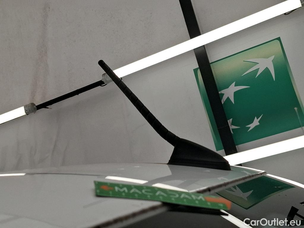  Toyota  Proace TOYOTA  City / 2019 / 4P / Fourgonnette 1.5 Medium 100 D-4D Business #78