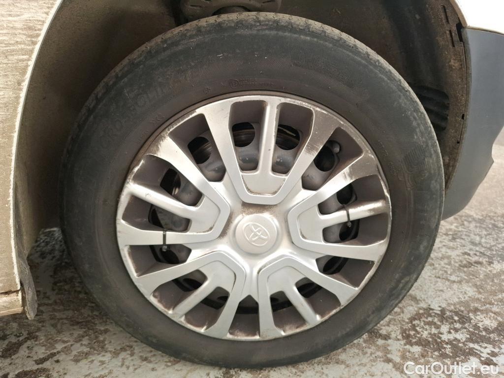  Toyota  Proace TOYOTA  City / 2019 / 4P / Fourgonnette 1.5 Medium 100 D-4D Business #61