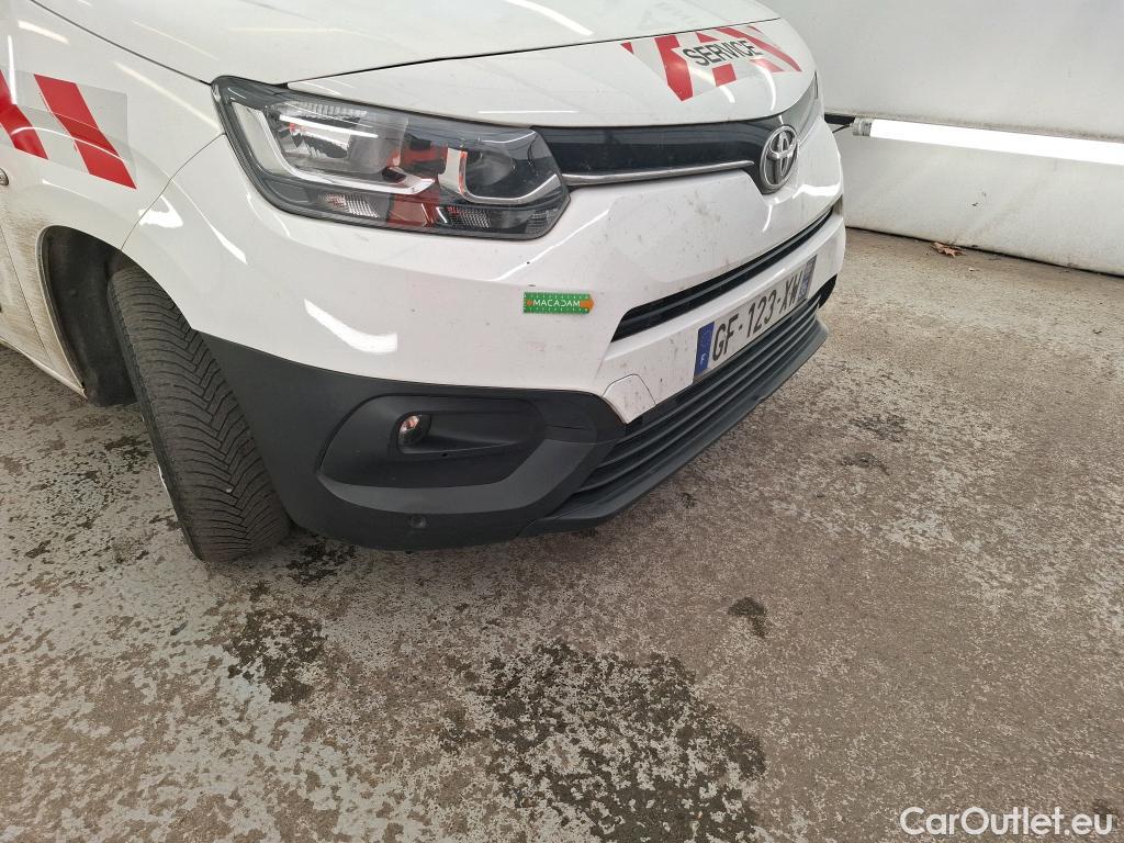  Toyota  Proace TOYOTA  City / 2019 / 4P / Fourgonnette 1.5 Medium 100 D-4D Business #81
