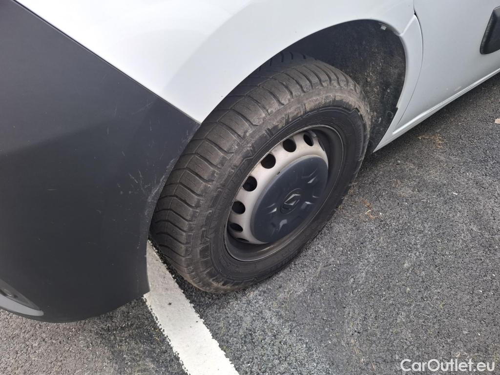  Renault  Master RENAULT  / 2019 / 4P / Fourgon tôlé FG Tr CF F3500 L3H2 Blue dCi 150BVR #32