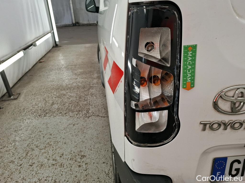  Toyota  Proace TOYOTA  City / 2019 / 4P / Fourgonnette 1.5 Medium 100 D-4D Business #30