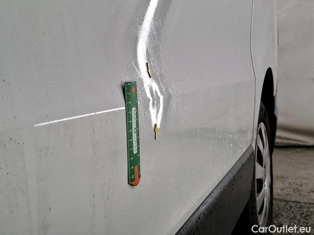  Renault  Trafic  Furgon Grand Confort L1H1 1200 1.6 dCi 125CV BVM6 E6 #41