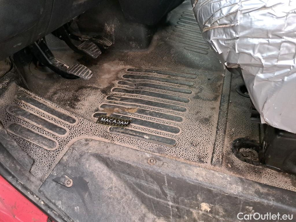  Renault  Master  III Fourgon L2H2 3 5 Grand Confort dCi 130CV BVM6 E6 #27