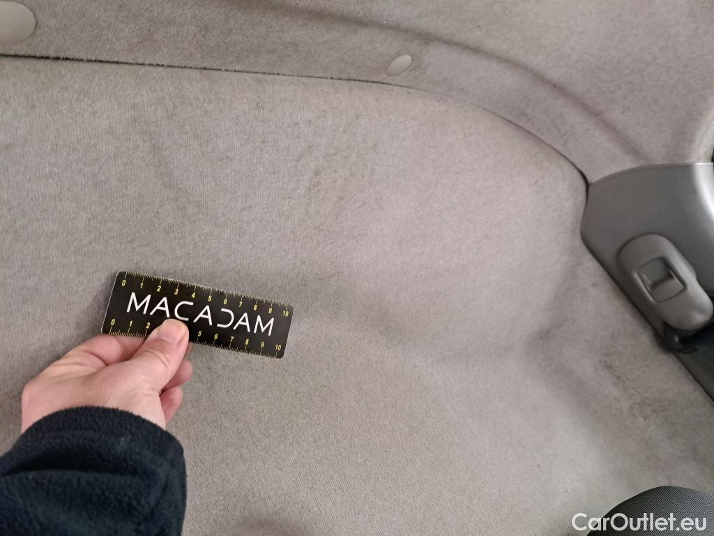  Renault  Master  III Fourgon L2H2 3 5 Grand Confort dCi 130CV BVM6 E6 #75