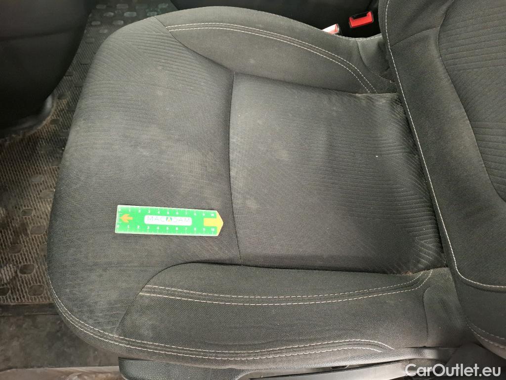  Renault  Trafic  Fourgon L2H1 3T Grand Confort 2.0 dCi 130CV BVM6 E6d #14