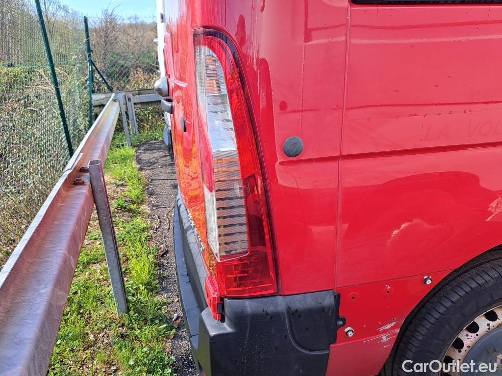  Renault  Master  III Fourgon L2H2 3 5 Grand Confort dCi 130CV BVM6 E6 #86