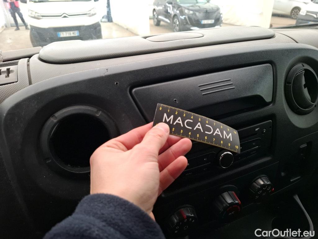  Renault  Master RENAULT  VU 4p Fourgon FG GCf Trac F3500 L2H3 dCi 110 S&S Euro6 #64