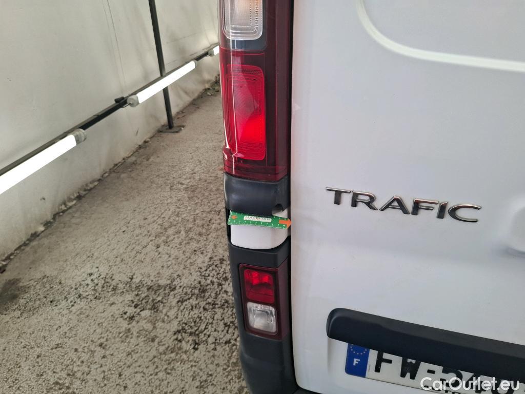  Renault  Trafic RENAULT  / 2019 / 4P / Fourgon tole NV CA GCF L2H1 1200 dCi 120 #18