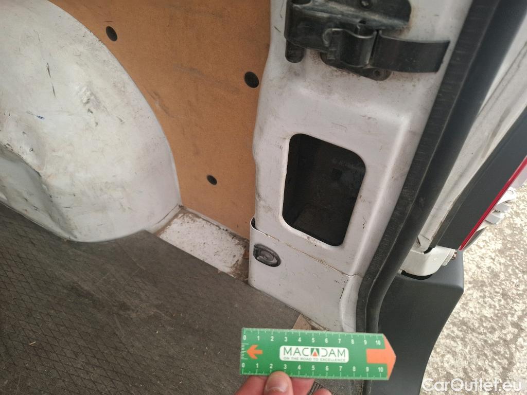  Renault  Master RENAULT  / 2019 / 4P / Fourgon tôlé FG Tr CF F3500 L3H2 Blue dCi 150BVR #48