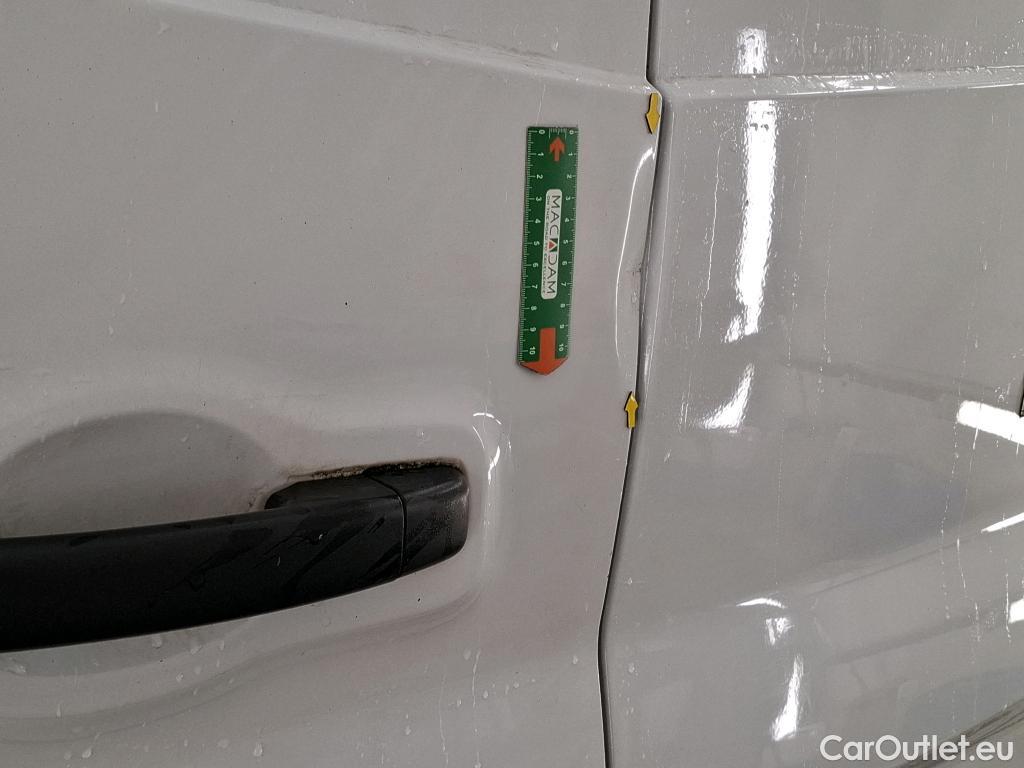  Renault  Trafic  Furgon Grand Confort L1H1 1200 1.6 dCi 125CV BVM6 E6 #18