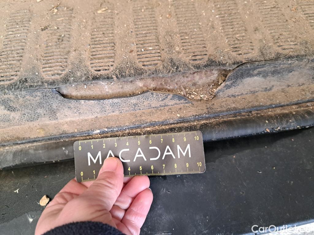  Renault  Master  III Fourgon L2H2 3 5 Grand Confort dCi 130CV BVM6 E6 #65