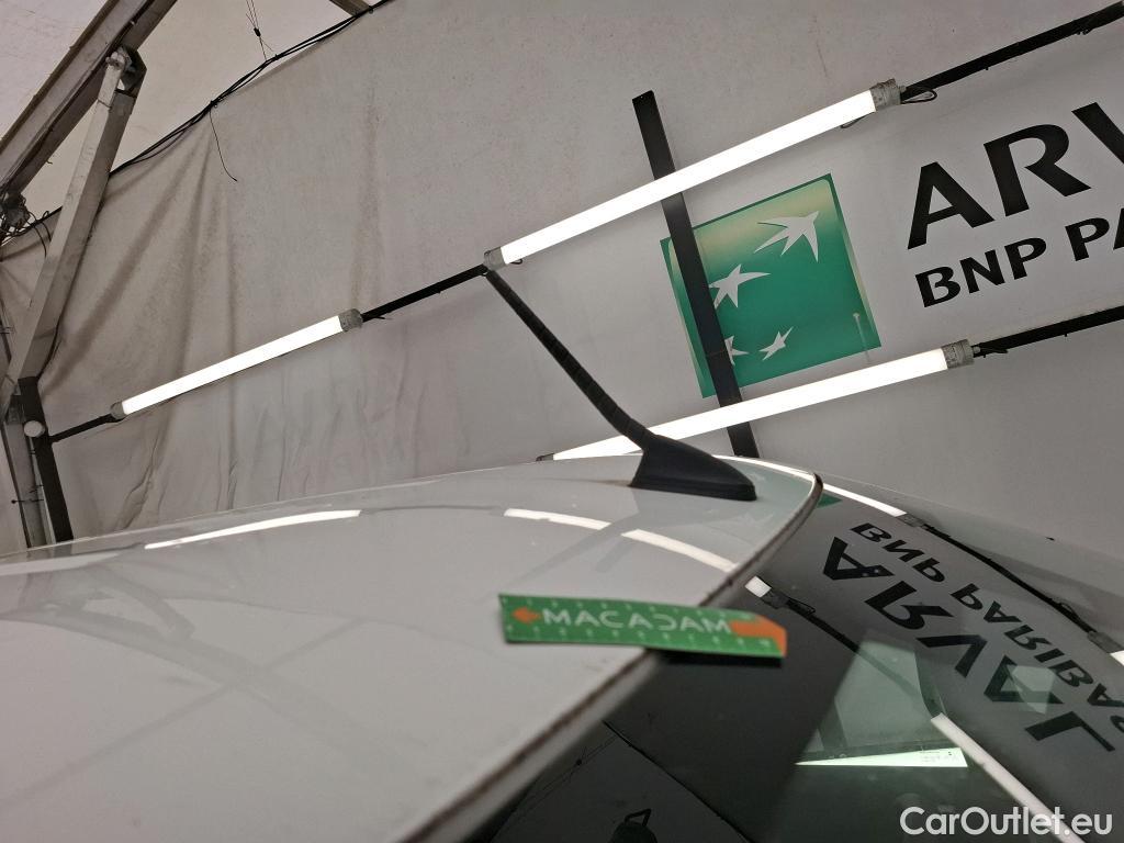  Toyota  Proace TOYOTA  City / 2019 / 4P / Fourgonnette 1.5 Medium 100 D-4D Business #77