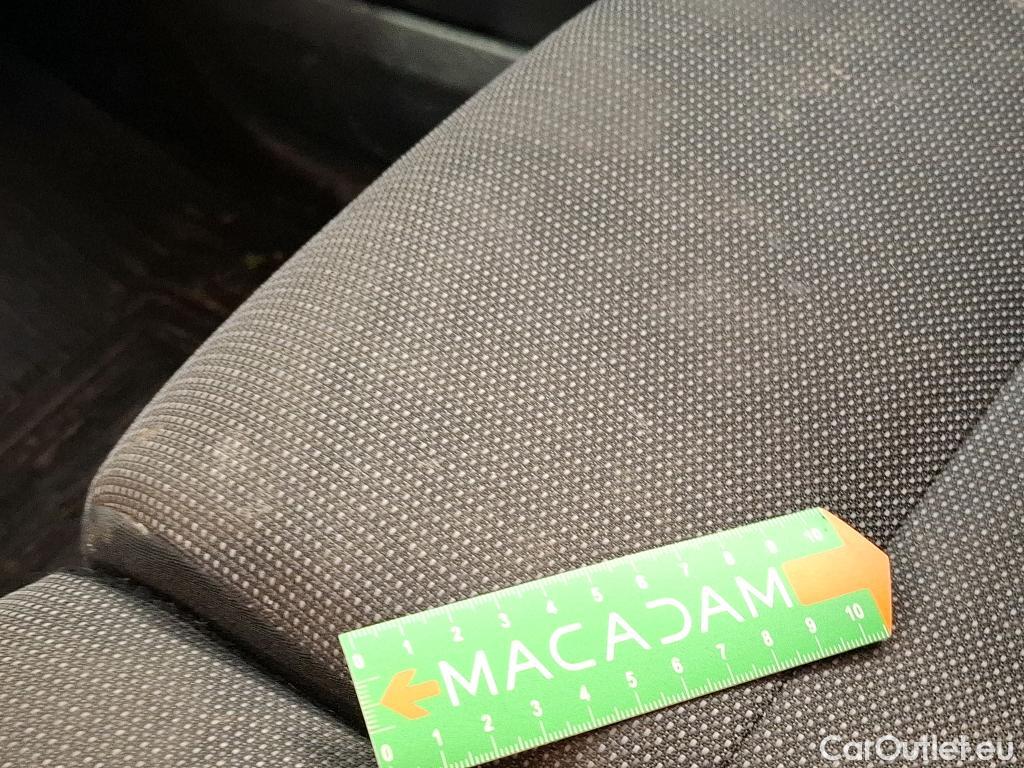  Toyota  Proace TOYOTA  City / 2019 / 4P / Fourgonnette 1.5 Medium 100 D-4D Business #74