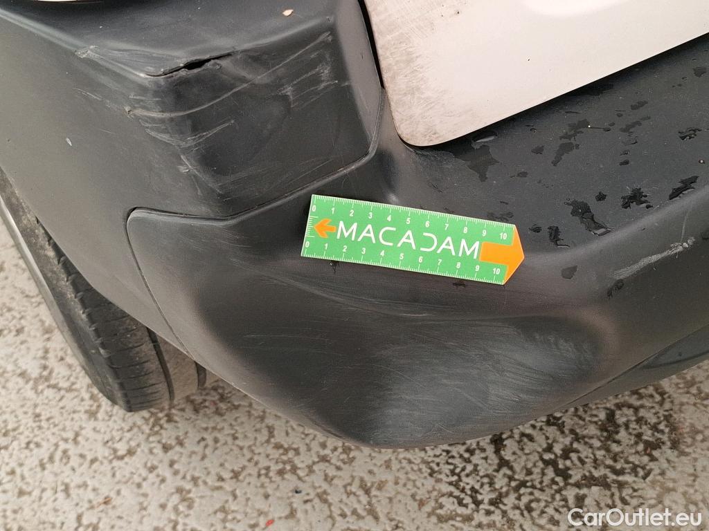  Toyota  Proace TOYOTA  City / 2019 / 4P / Fourgonnette 1.5 Medium 100 D-4D Business #21